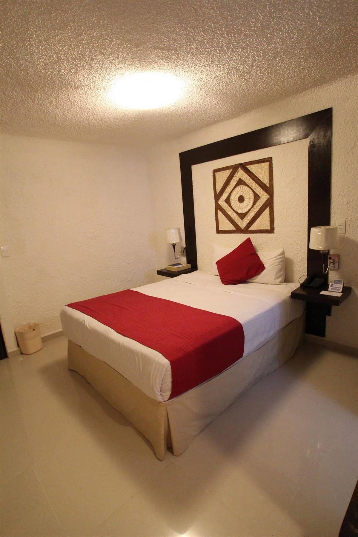 Hotel Chocos 3*