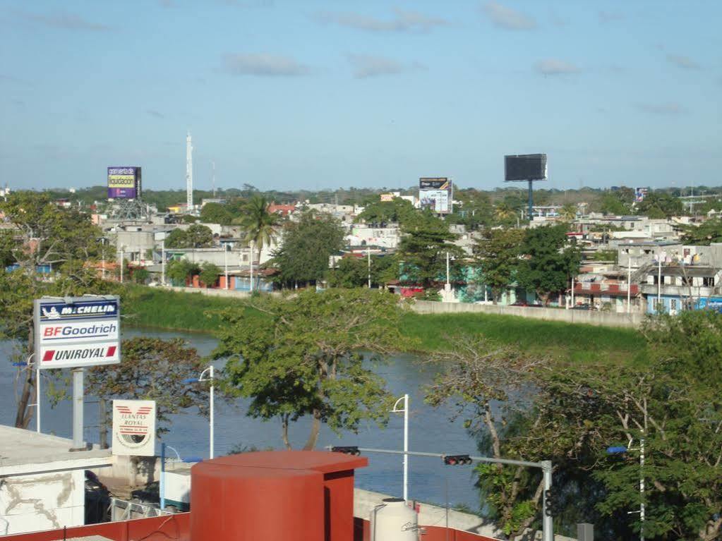 Chocos Hotel